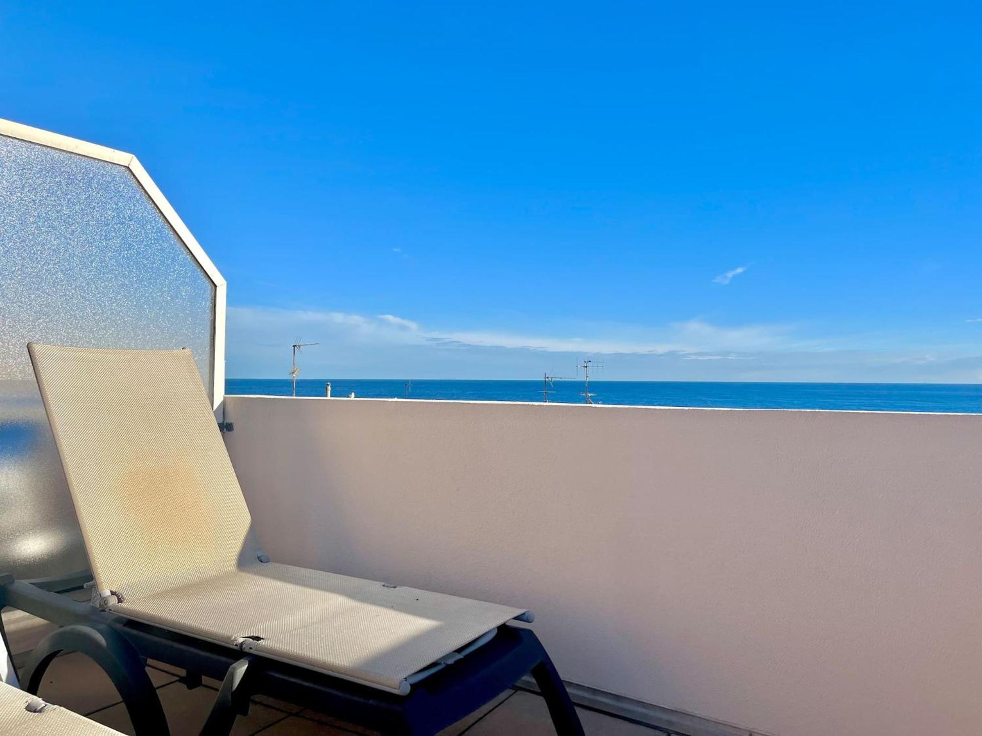 "Le Rooftop Des Rivages" Immense Terrasse, Centre Apartment Menton Exterior photo